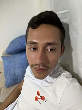 Boy_hot- লাইভ XXX চ্যাট