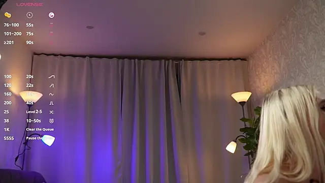 XXX chat uživo modela Good_Barbie