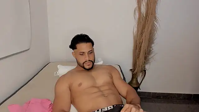 Pier_Simons Live XXX-chat