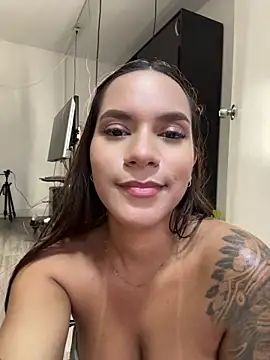 amara_wet04's Live XXX Chat