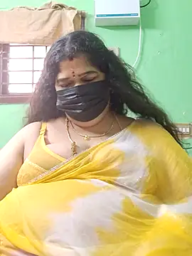 Tamil-mayasri élő XXX-chatje