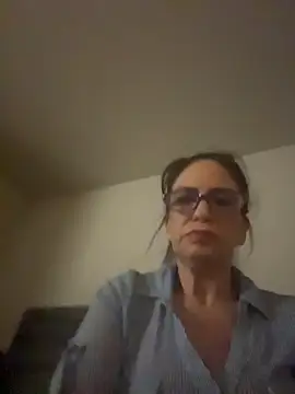 lolalove6968 Adlı Modelin Canlı XXX Sohbeti
