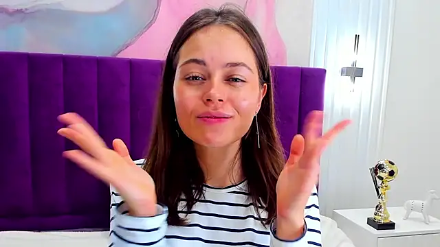 Chat XXX en directo de Kelly_Cuutie