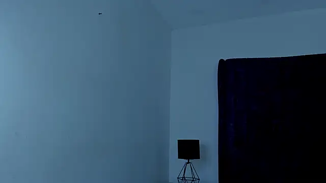 Živý XXX chat MiaKhal_