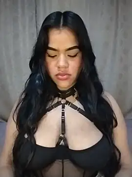 Bicky_24のライブXXXチャット