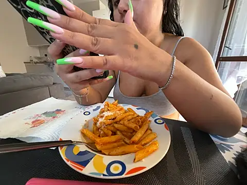 gatitalocahot Chat XXX in diretta