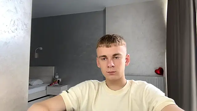 SoloFury 라이브 XXX 채팅