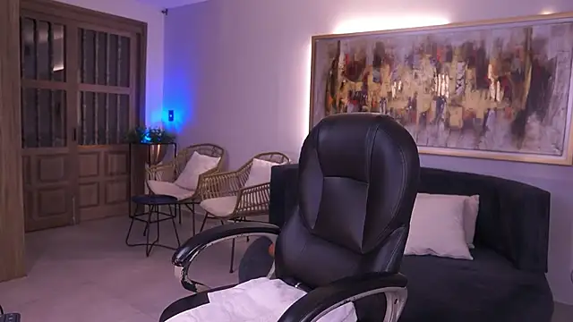 KylaMorrison Adlı Modelin Canlı XXX Sohbeti