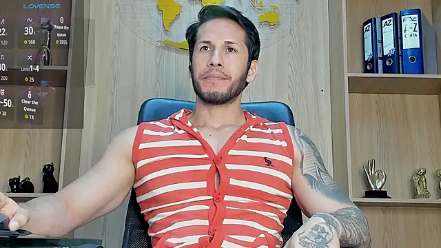George_Diesell Adlı Modelin Canlı XXX Sohbeti