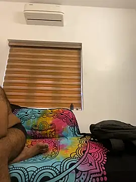 Madhavmenon Pertunjukan Webcam
