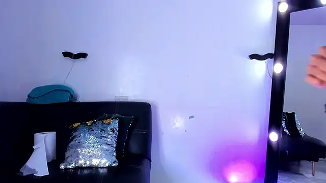 הופעת וובקאם של katiee11