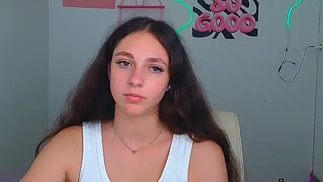 KissMeJulia's Live XXX Chat