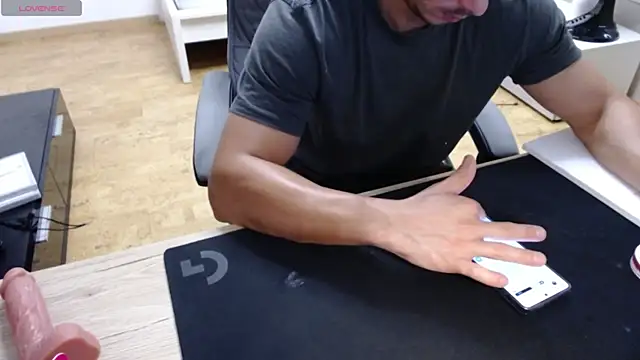 sensualman90 라이브 XXX 채팅