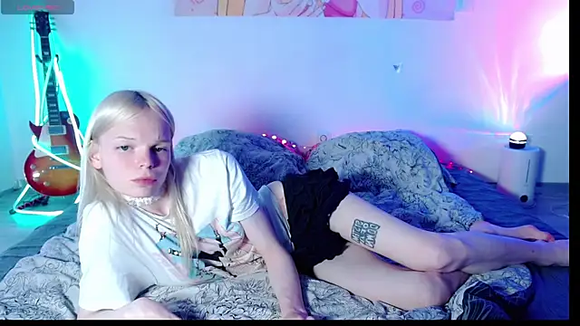 Emily_Nyaffee Chat XXX in diretta