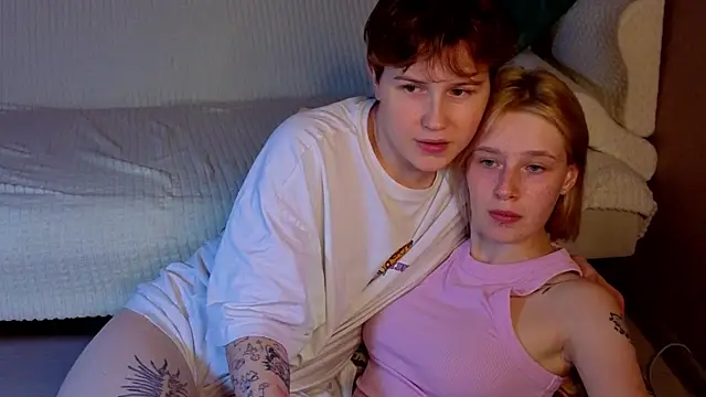 Živý XXX chat two_gerls_here