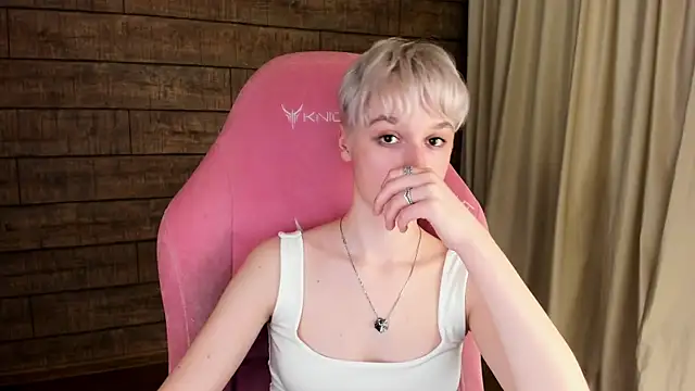 Chat XXX Live AgataGate