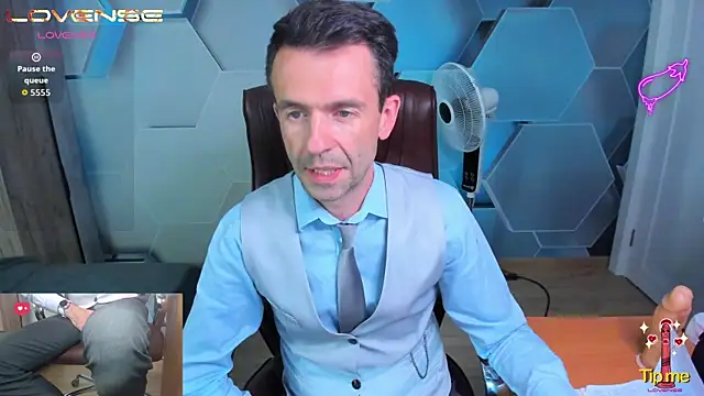 SteveTiger: απευθείας συνομιλία ΧΧΧ