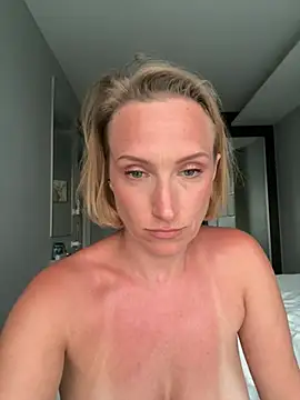 UmaTruewoman's Live XXX Chat