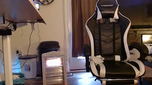 XXX chat uživo modela shotgun98