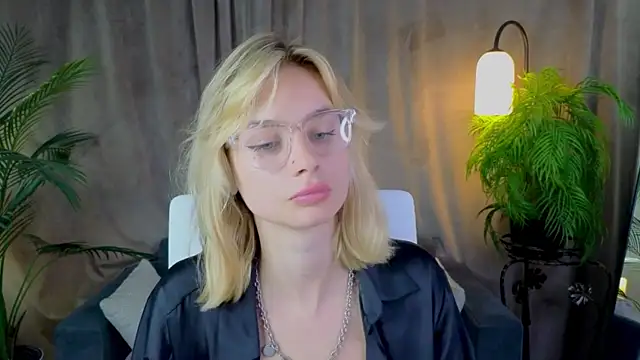 NoraMoreau – Live XXX-chat