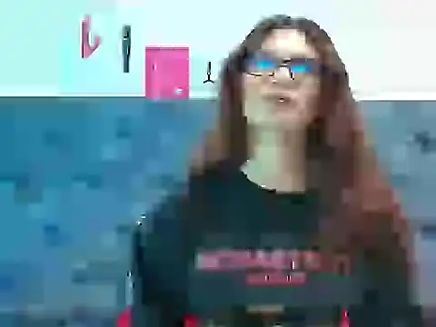 Chat +18 de LARICSA ao vivo