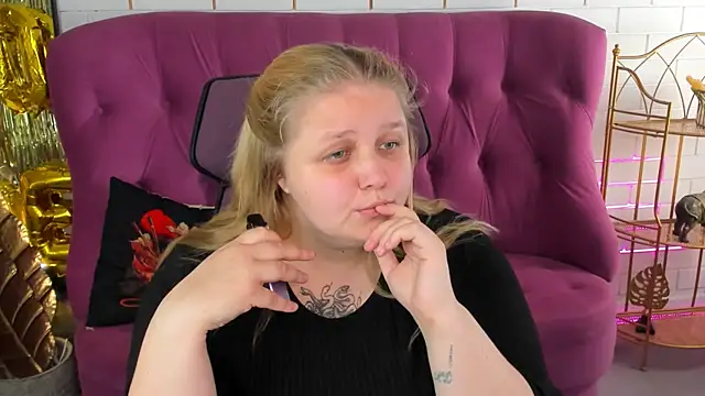 Chat XXX en directo de SladaDell