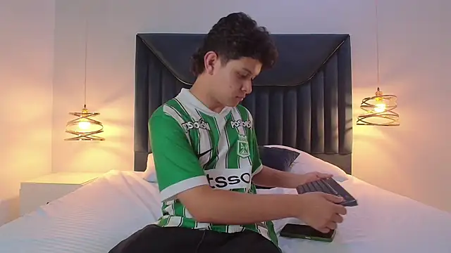 NathanBroks' Live XXX Chat