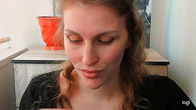 JuliaMuuun – Live XXX-chat