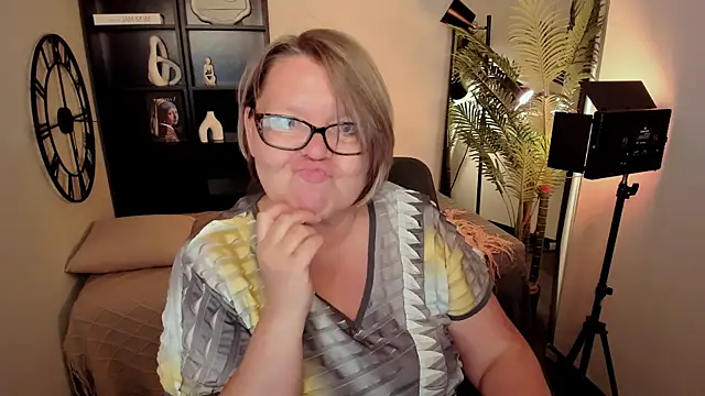 Chat +18 de Shannonshine ao vivo