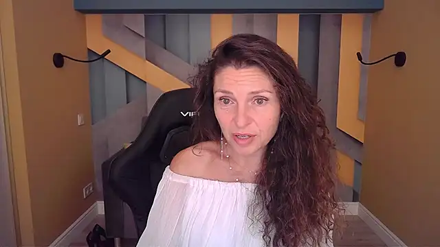 Chat XXX ao vivo de EllaLong