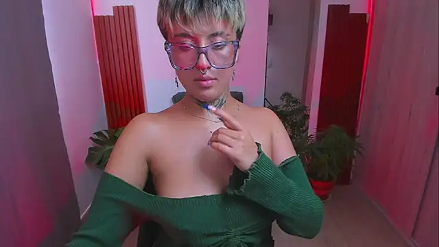 Rebeka-baker 现场XXX聊天