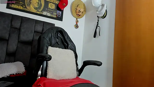 XXX chat uživo modela MattRodriguez9