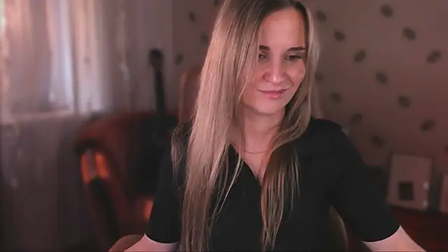 MiaSparkes Chat XXX live