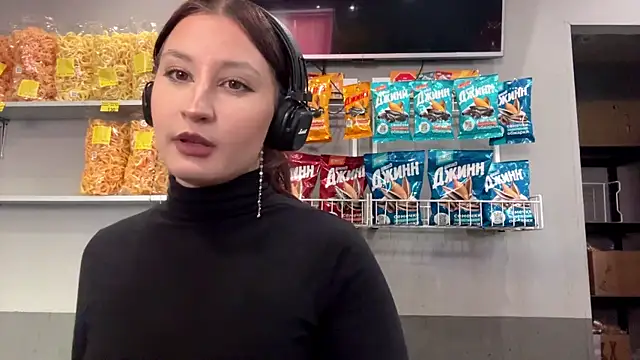 SuzanMoote Adlı Modelin Canlı XXX Sohbeti