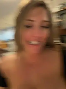 hollyharmd live XXX chat