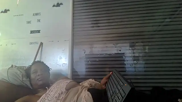Chat XXX ao vivo de JoycyQueen