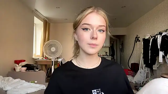 fuzzyspark Live XXX-chat