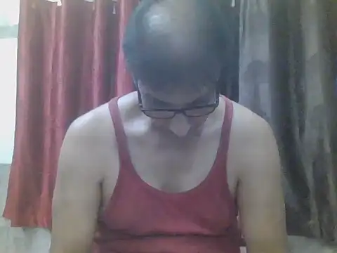 Mumbai_Fucker 现场XXX聊天