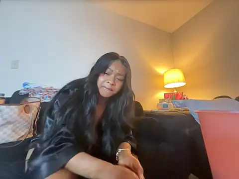 GoddessFatPuss Adlı Modelin Canlı XXX Sohbeti