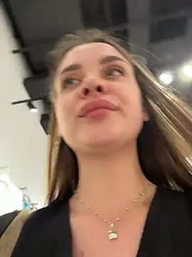 KristiRich Live XXX Chat