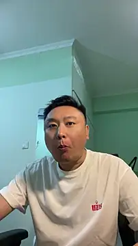 mrcake666のライブXXXチャット