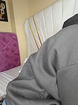 Živý XXX chat SquirtQueen16
