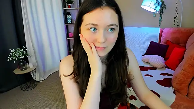 AlluringLookk's Live XXX Chat