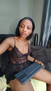 FreakySag_8888's Live XXX Chat