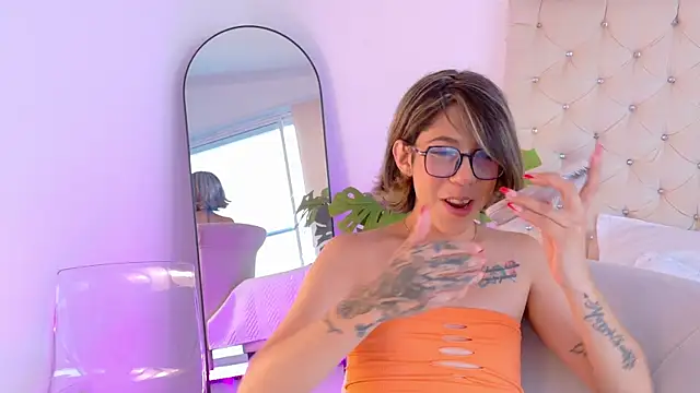 ZoeyPetit Chat XXX live