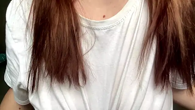 MollyFenx Adlı Modelin Canlı XXX Sohbeti