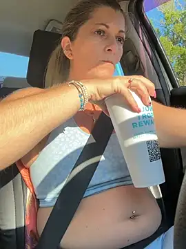 NikkiBlisss Live XXX-Chat