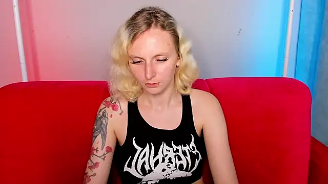 LikiLips' Live XXX Chat