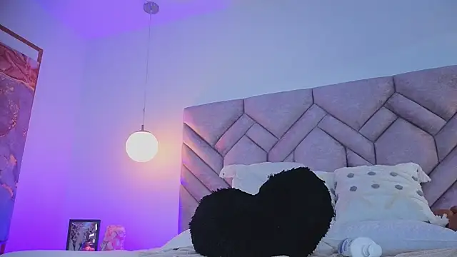 Chat +18 de Milan_Corleone ao vivo