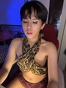 Chat XXX ao vivo de Plaxxxtique